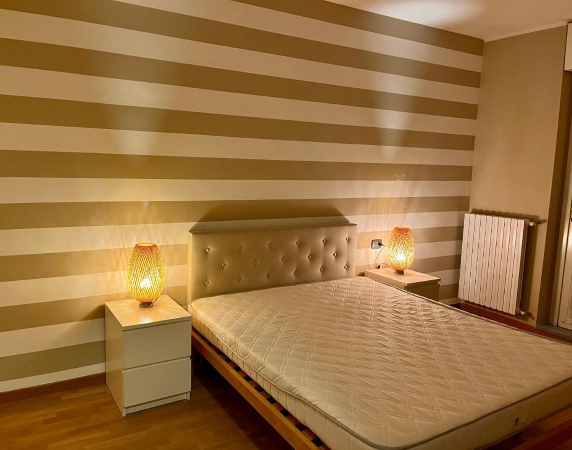 Bergamo Bilocale Nuovo In Centro 4 Posti Letto Leilighet Eksteriør bilde